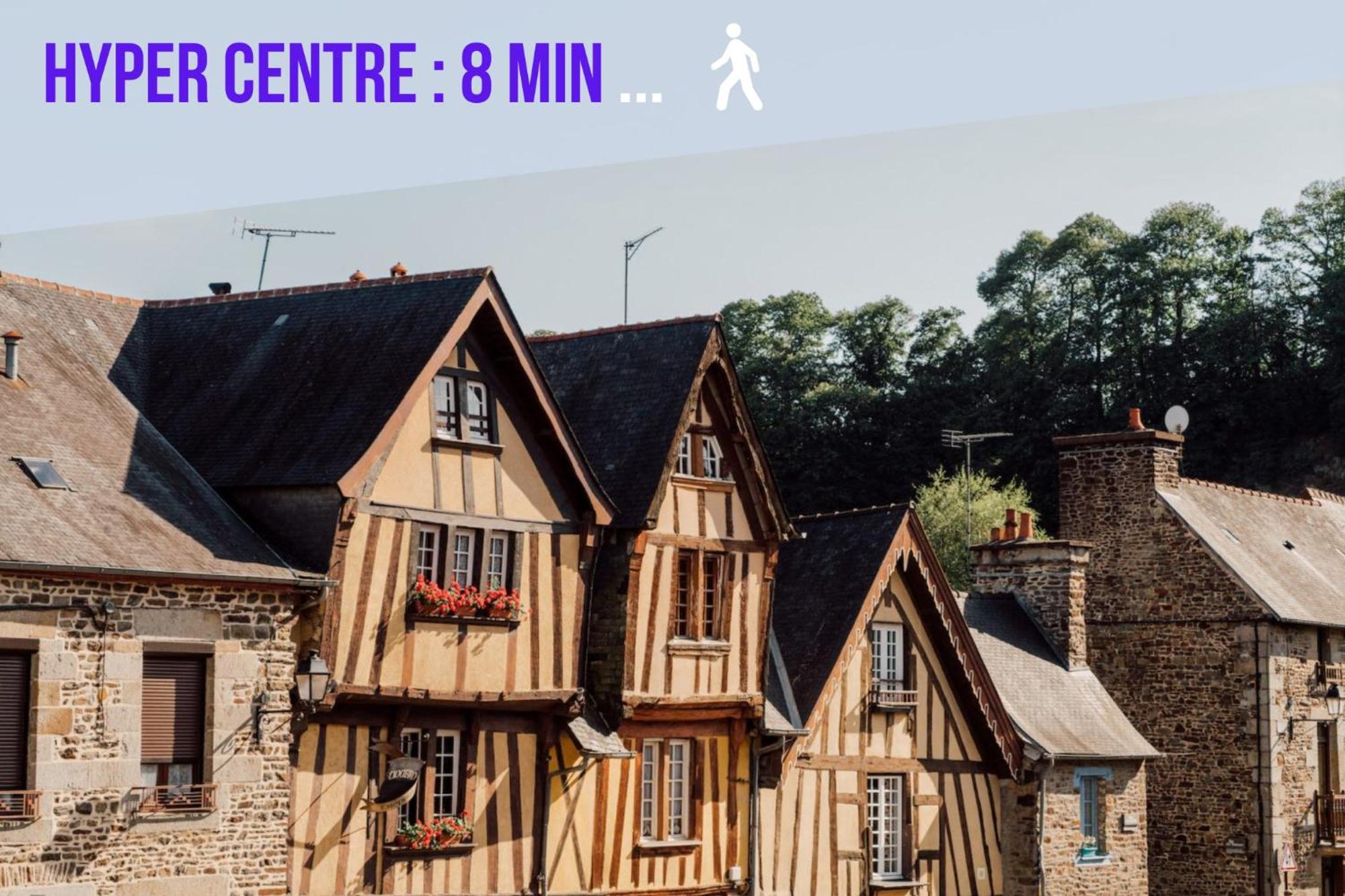 Yellow Home Fougeres Exterior photo